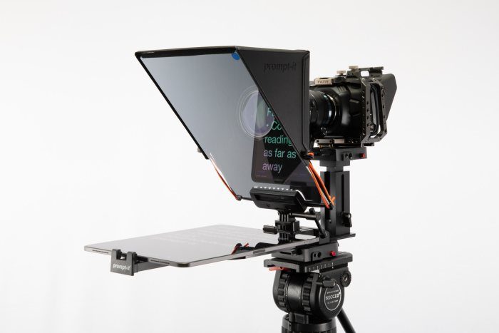 Prompt-it FLEX Teleprompter autocue with rig, iPad Pro and camera setup.